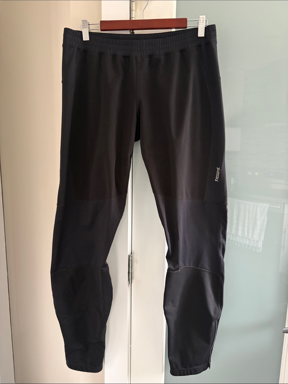 Running Room fleece lined running pants - large
